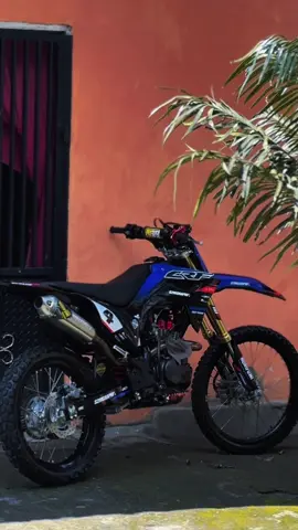 🤪🤙 @S2mdecal #crf150l #fypage #crf150standar #trabas #bismillahrame #xyzbcab #trabasadventureindonesia #motortrail #masukberandafyp #xybca #crftrabas #trailsulawesi #crfboreup #sulawesiselatan #crfganteng❤️ #trail #konseptrabas #cinematikmotor #crfbiru 