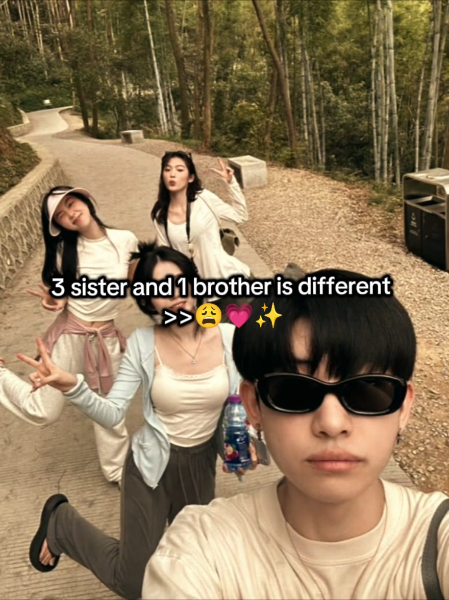 3 sister and 1 brother is different >>😩💗✨ .... ... .. #whosaj10 #foryou #siaters #brother #viral #viralvideo #trending #fyp 