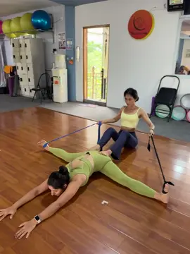 Deep Stretching 🙆‍♀️ Splits Day 👏#fyp #yoga #yogagirl #yogamyanmar #thwethweyoga #thwethweyogastudio #mandalay #namaste 