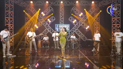 BERKAH TALENTA Silvy Kumalasari  Lewung berkahtalentaofficial  berkahtalenta lagujawa  keroncong trendingsong  dangdutkoplo panji musik dangdut story rumahkoplo27  dangdutkoploterbaru  #silvykumalasari  #Lewung  #panji_musik  #dangdutstory   #dangdutkoploterbaru .  @BERKAH TALENTA  @dangdut story   @Silvy Kumalasari 