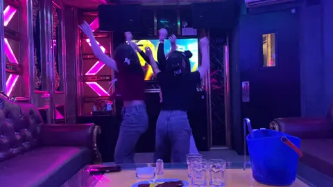 Cái nào vui thì ta u tiên 😂😂