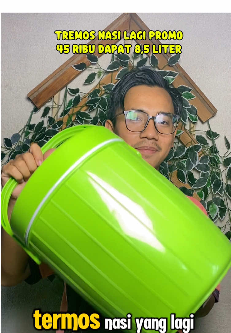 Tremos nasi bisa buat menyimpan panas  dan dingin cocok untuk buka usaha dan keperluan pribadi #tremosnasi #tremoshajatan #tremosnyimpanpanas #tremosnyimpandingin #SatuKontenTiapHari 