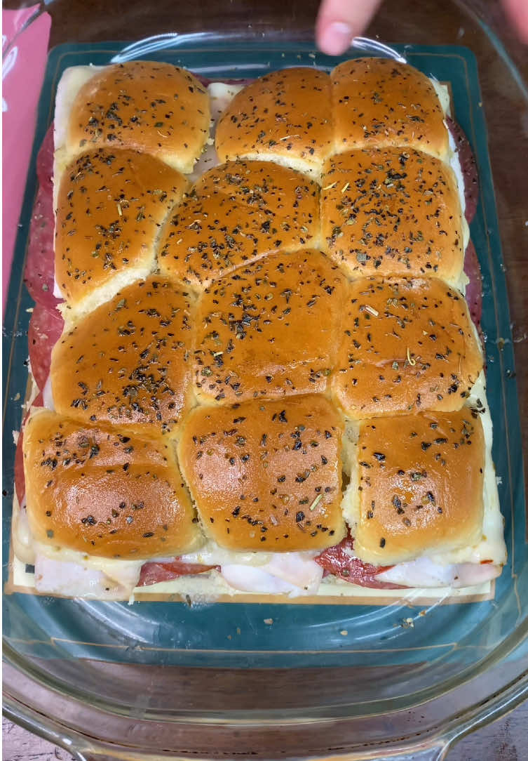 The summer sandwich! #EasyRecipe #Summer #tiktok #fyp #dinner #sandwich 