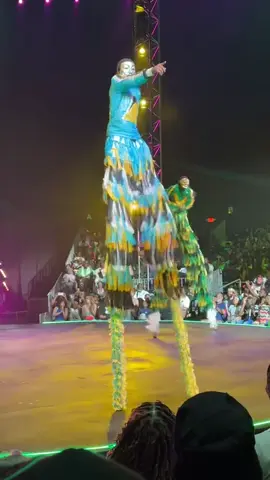 Make Some Noise !! #fyp #viral #talent #dc #beautiful #universoulcircus #dance #trinidad #nationalharbor #washington #omg #stiltwalker #mokojumbie #black 