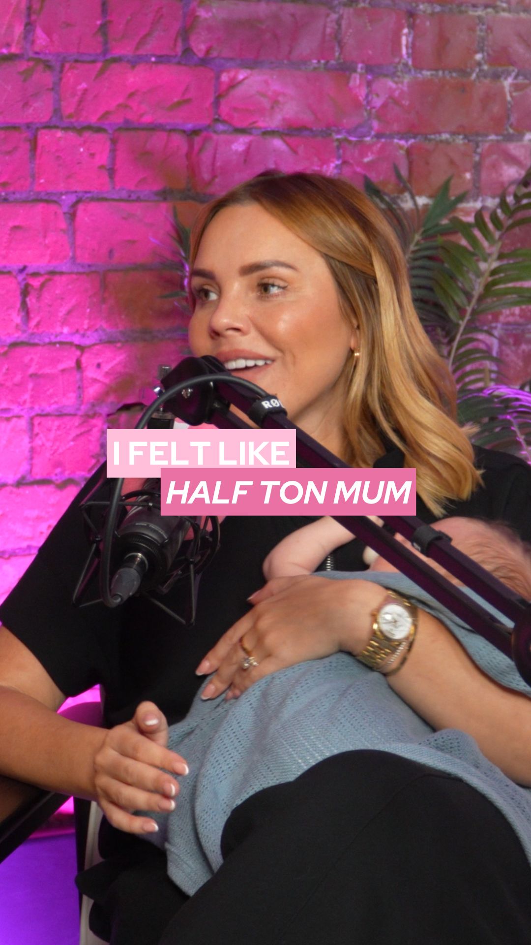 Caught up on last week’s ep yet? 🎙️ Lauren spills everything about her birth experience and spoiler: it’s not glamorous. Think being wheeled round the hospital in a nappy, strangers shouting “congratulations!” while you’re just trying to process life 😅 Raw, real, and exactly what no one tells you. Listen now via the link in bio or search Nip Tuck wherever you get your podcasts x
