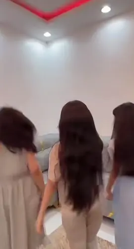 خواتي صغار وبنت اختي تحمسون 👏🏻💃🏻💃🏻#💃🏻💃🏻💃🏻 #زواجات_السعودية #رقص_شرقی💃 #الرياض❤️ #اكسبلورexplore #الشعب_الصيني_ماله_حل😂😂 