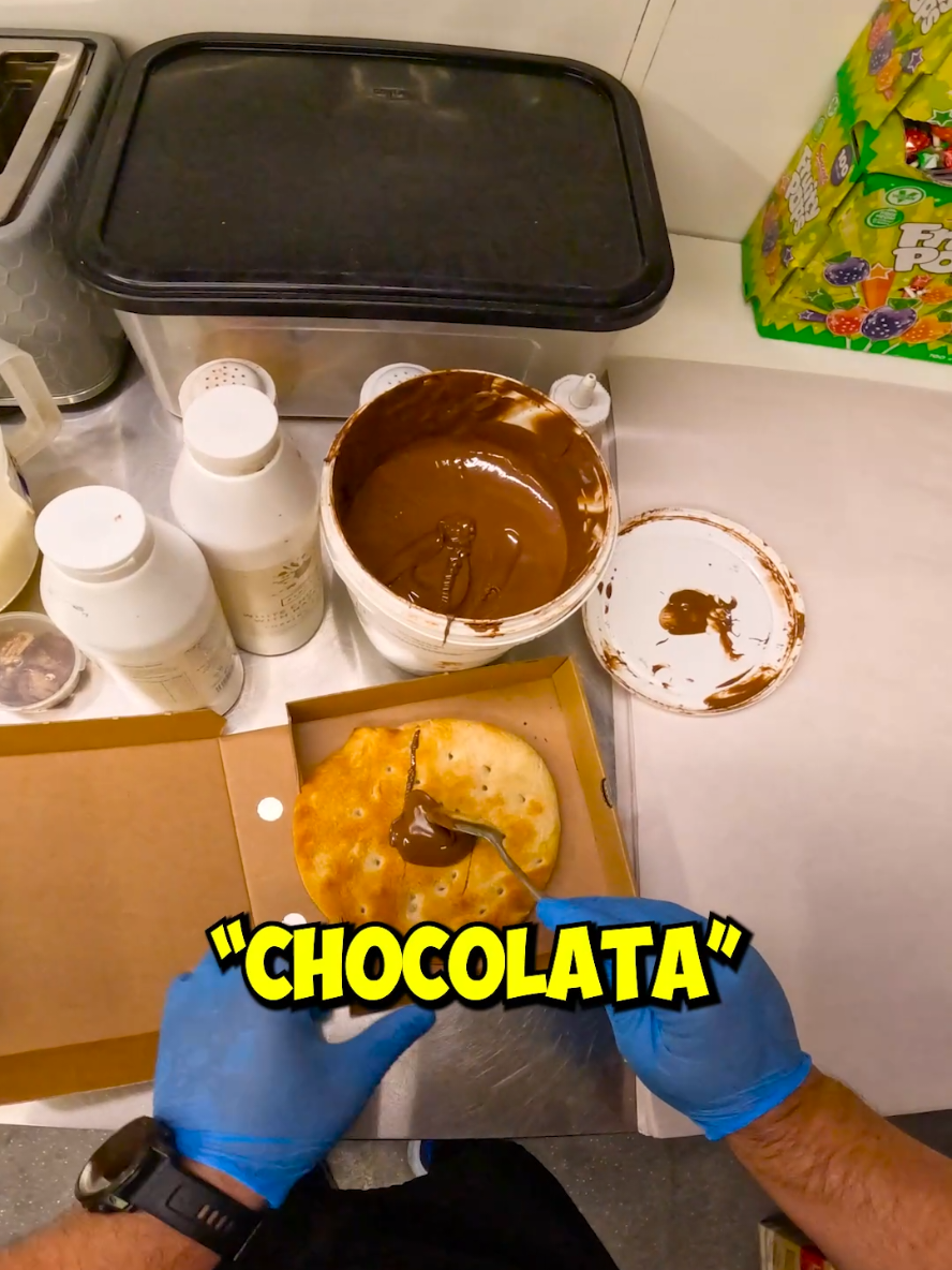 We're getting busy..👀 #deepizza #llangollen #pizza #doner #kebab 