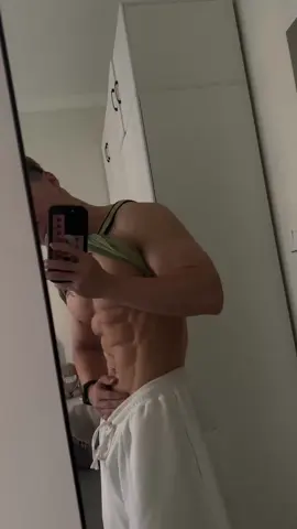 đầu tuần check ngực🥱