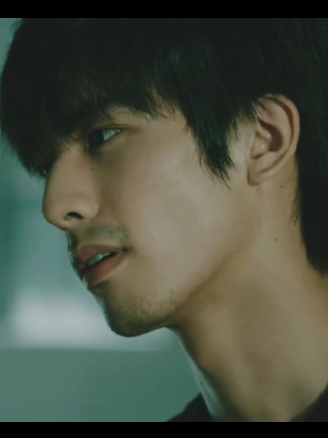 Kumis & senyuman tipis2 nya 🫵😩💗 #thebioniclife #songweilong #fyp #fypシ 