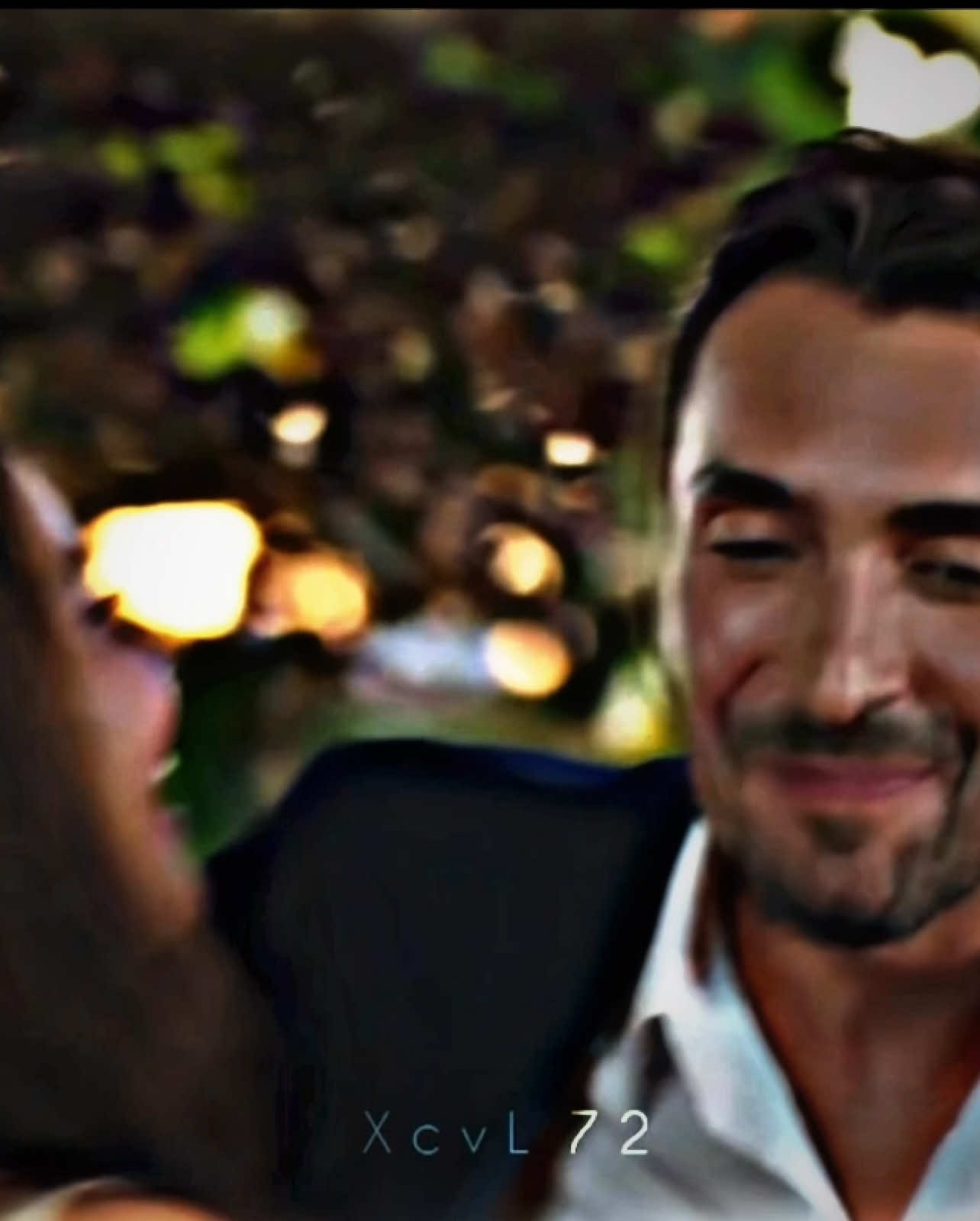 كيففف نظراتهممم توضح أنهم يحبون بعض بس يكابرون🥹🥹🥹😭😭💞💞💞💞💞💞✨#غرفة_لشخصين #الغرفة_المزدوجة #كان_نيلوفر #ÇiftKişilikOda #xcvll72 #yaliçapkinidizi #yaliçapkini #seyranferit #seyfer #viral #mertramazandemir #foryou #afrasaraçoglu 