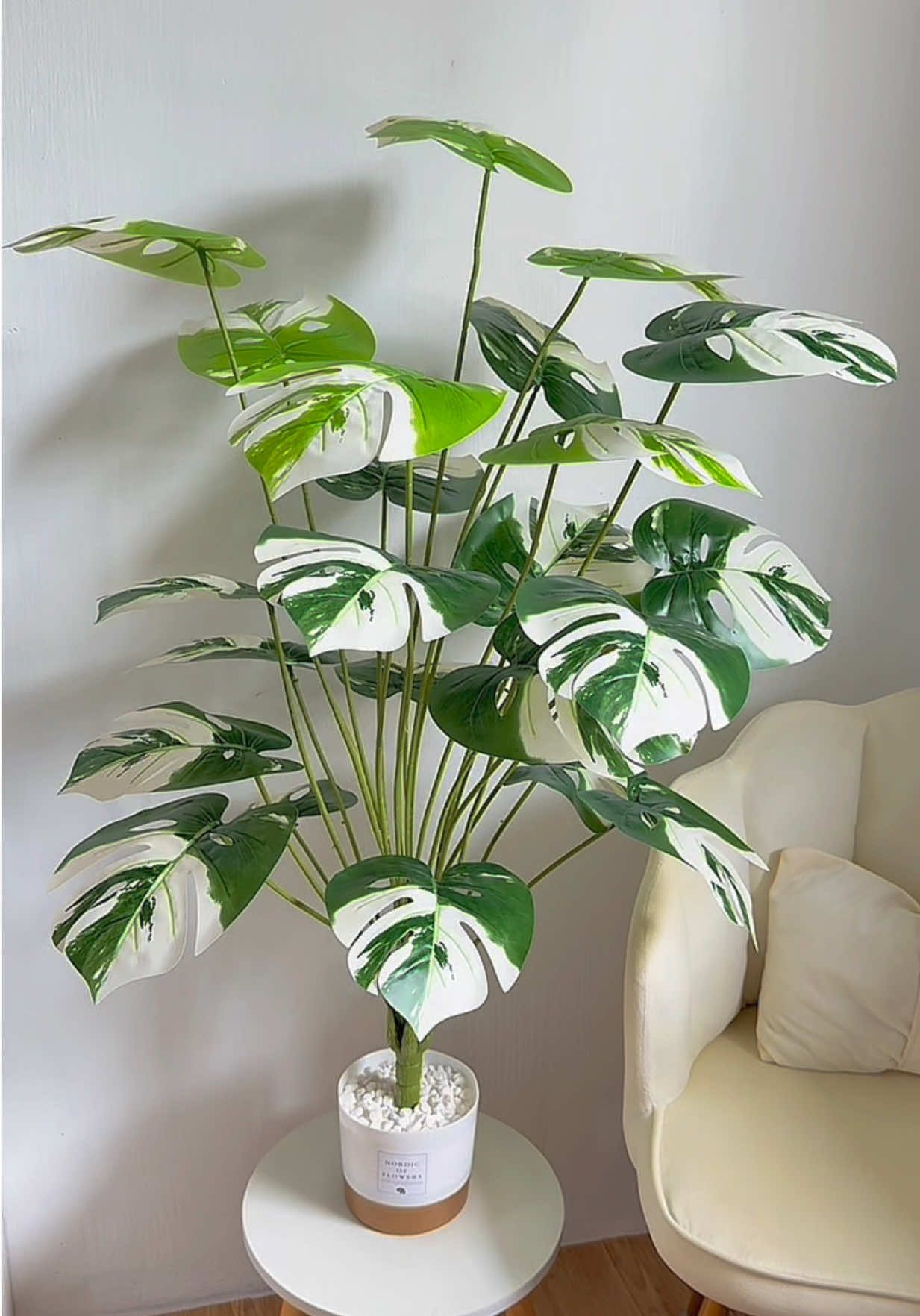 Realistic Artificial Plant🍃 #artificialplants #artificialplantswithpot #planthomedecor 