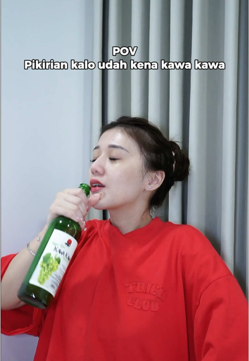 Bawaannya pokonya damaai  Tenangggg ~ #kawakawa #kajo #kamer #karen #anggurblackcurrant #blackalanagih #minumankekinian #fyp #meme #jokes 
