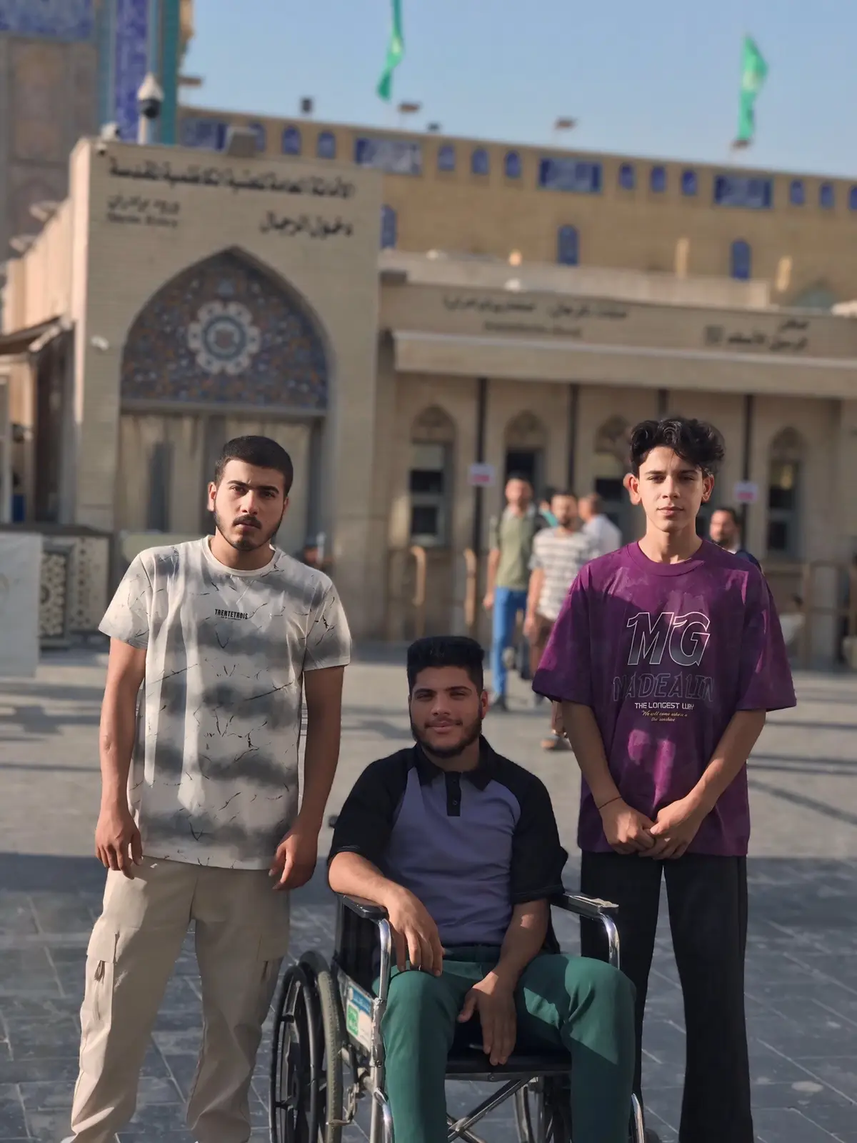 يا رفيقاً رافق قلبي وترفق به 🤍