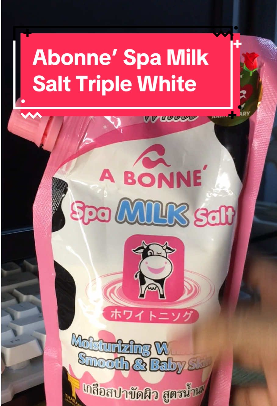 A bonne’ Spa Milk Salt Triple White. Gawang abonne’ thailand kaya super effective pang tanggal ng libag at nakaka smooth ng balat. ✨ #abonne #spamilksaltscrub #abonnespamilksaltscrub #saltscrub 
