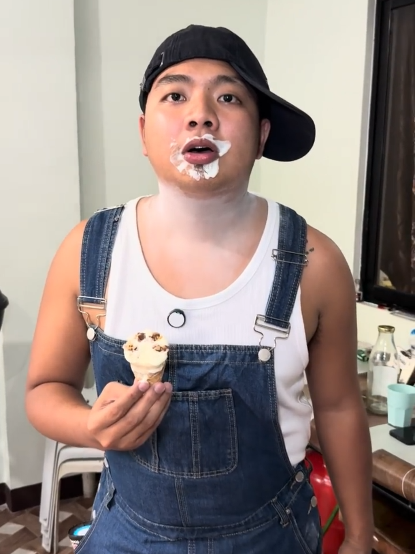 Damby ano yang kinakain mo#malupiton #fypage #malupitonofficial #kolokoystvofficial #funny #fypシ゚viral🖤tiktok #fypツ #fyp #malupitonvlog #viral