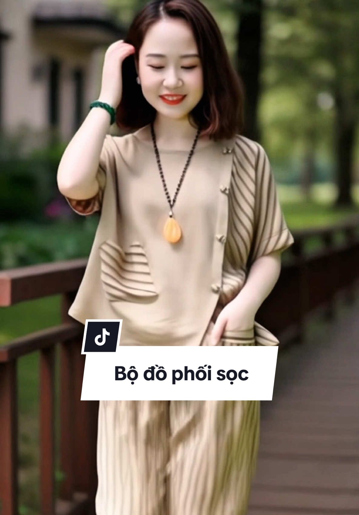 Bộ Đồ Nữ Mặc Nhà Chất Đũi Thoáng mát trẻ trung thanh lịch #ThoiTrangU40 #MacDepMoiNgay #DoDuiNu #TrangPhucHe   #PhongCachThanhLich #MacDepTuNhien #DoMacHangNgay   #DepVaTienLoi #ThoiTrangLichSu #OutfitMoiNgay   #GuMacDep #PhongCachNheNhang #viral #xuhuong #xuhuongtiktok 