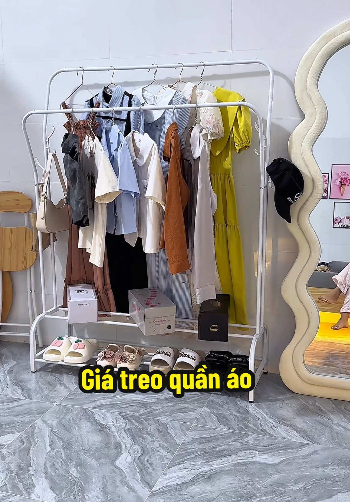#review #giatreoquanao #giatreodo #giatreo #xaotreoquanao #kieuanhriviu 