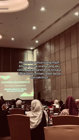 Aku selalu punya ruang maaf, khusus untuk orang yang aku cinta. #foryou #quotestory #quotesaesthetic #fyp #quotesgalau #quoteoftheday #xyzbcafypシ #fyppppppppppppppppppppppp #foryoupage 