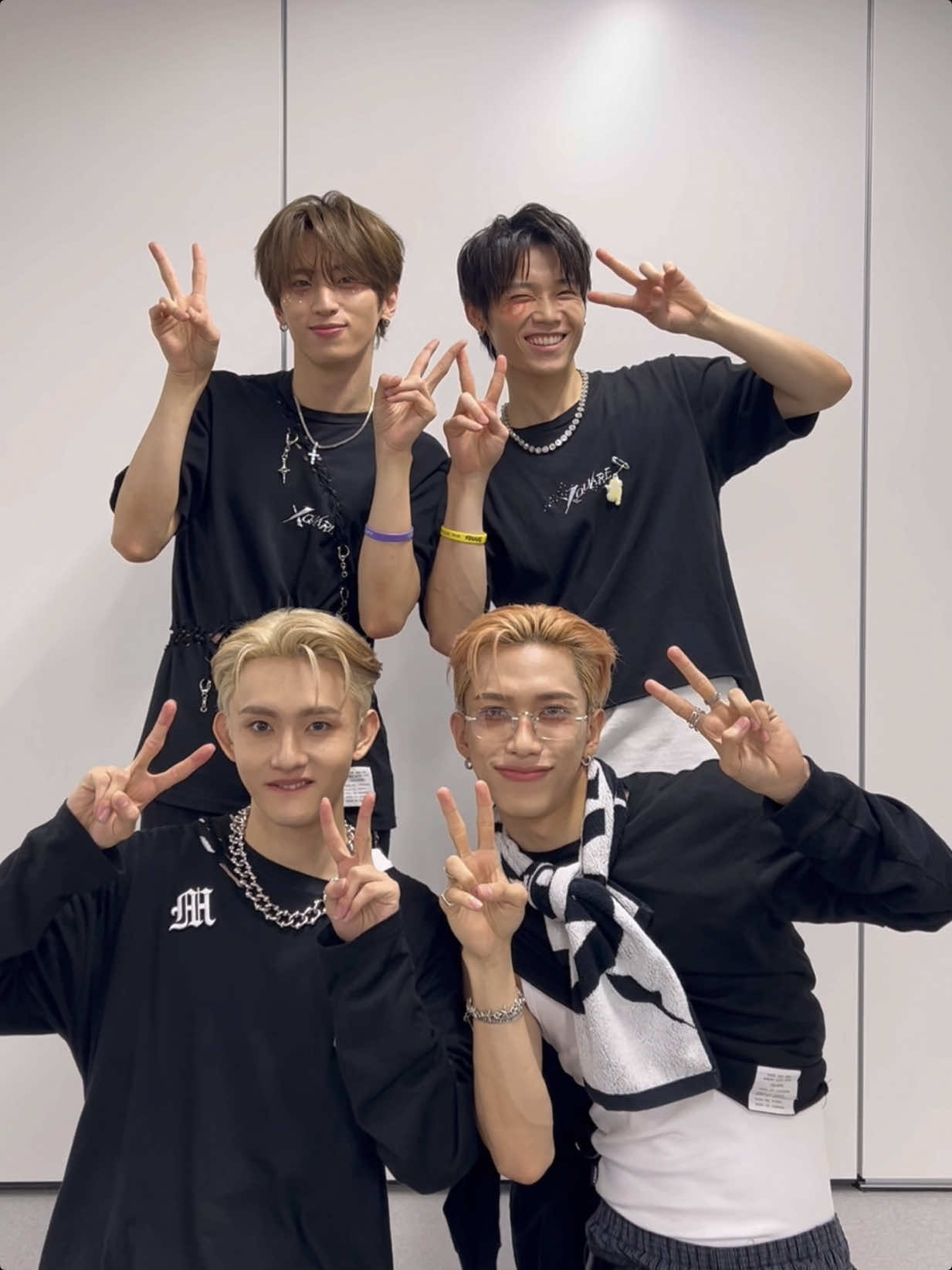 みんなでPJ🍍 #INI #INI_XQUARE #INI_THE_ORIGIN  #INI_Pineapple_Juice #Pineapple_Juice_Challenge #池﨑理人 #RIHITO #木村柾哉 #MASAYA #許豊凡 #FENGFAN  #田島将吾 #SHOGO #SongofTheSummer #NewMusic 