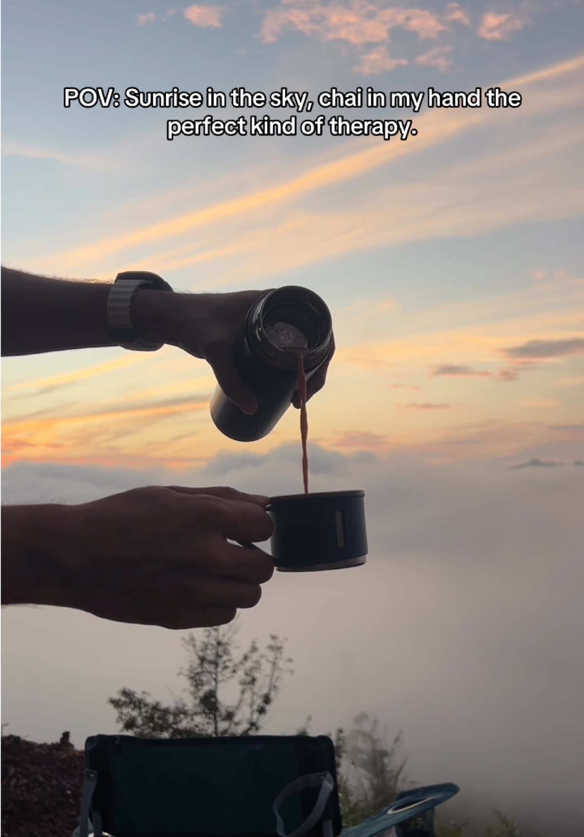 Naanum yen chai ullagum ☕️ #fyp #fypシ #foryou #foryoupage #trending #viral #tamil #tamilsong #tamilmuser #tamiltiktok #Love #chai 