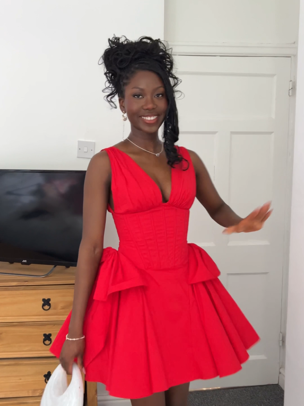 It's not easy being gorgeous 🤭😏 #fashion #birthday 