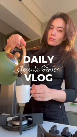 Um daily vlog ou um LEMBRETE pra quem quer crescer na carreira esse ano? 🗣️ #corporatewoman #corporatetiktok #cltpremium #cltplatinum #softskills #carreira #corporatelife #liderança #mentoriadecarreira #CapCut 