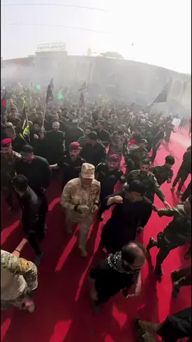قولاً وفعلاً...  الملايين تلبي نداء نصرة الإمام الحسين عليه السلام ============== #فرقة_العباس_القتالية #الإعلام_المركزي #هيهات #زيارة_عاشوراء #يوم_العاشر #محرم_الحرام⁩