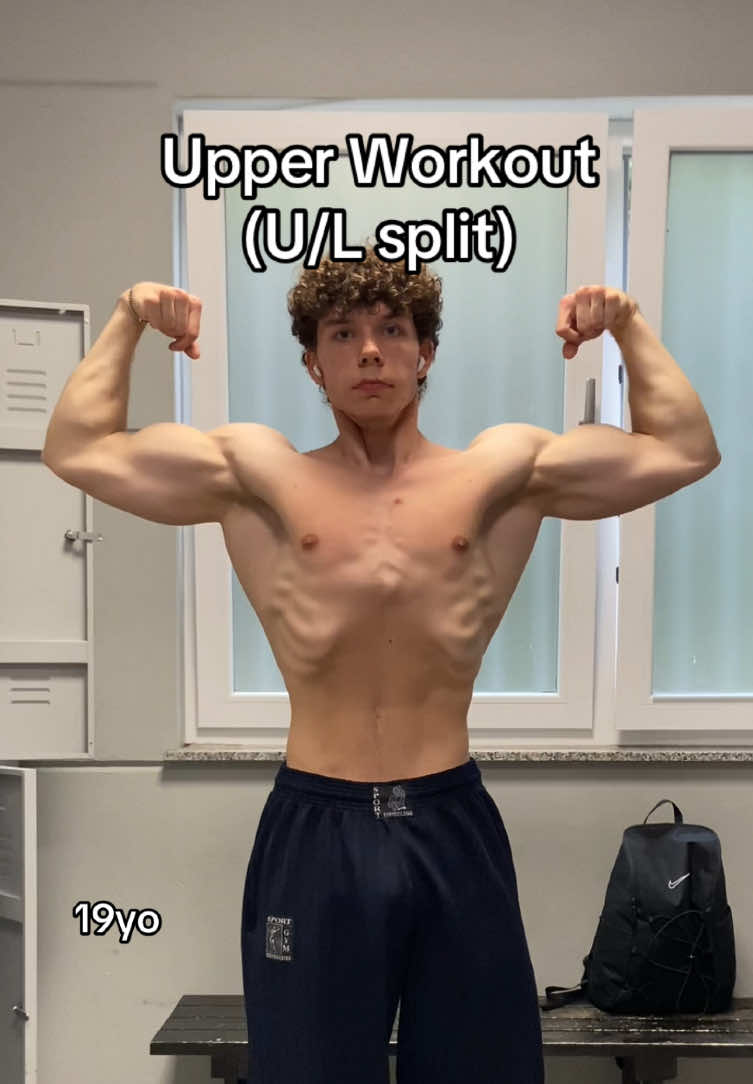 Upper day! #bodybuilding #gym #training #creatorsearchinsights  #upperbodyworkout #fitnessjourney #gymmotivation 