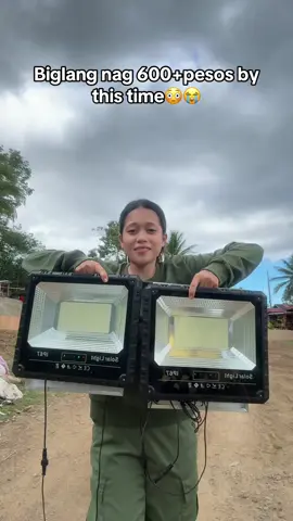 E check niyo Dali yung yellow basket #solarlights #solar #buy1take1 
