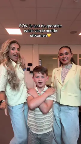 Luna fans laat je hoooooooren ⬇️💛💛💛💛#starstruck #lunasabella #viralvideo #ivananas 