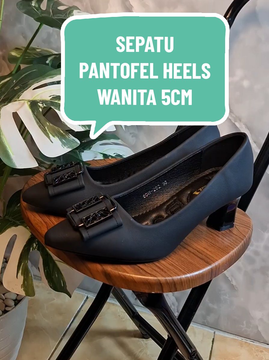 Rekomendasi sepatu pantofel wanita heels 5cm 2025 di tiktok nih, sepatu heels wanita import ori bozka ini bahannya empuk, ringan, anti slip, nyaman buat outfit kerja kantor, cocok buat ibu guru ngajar di sekolah dan ke acara formal lainnya lho. Sepatu pantofel heels wanita tinggi 5 cm ini harganya juga terjangakau, yang mau promo sepatu wanita canti elegan model 2025 ini buruan klik keranjang kuning ya😊 #sepatupantofelwanita #sepatukerjawanita #sepatukantorwanita #sepatuheelswanita #heelsguru #sepatupantofelim #sepatuformalwanita #heelswisuda #sepatuheelswanita #sepatungantorwanita #sepatungampus #sepatuhitam #heelswanitaelegan #heelswanitakekinian #heelsimportwanita #sepatuimportwanita #heels5cm #sepatuhaktinggi #higheels #sepatuwanitaterbaru2025 #heels2025 #pantofelwanita #sepatukerjawanitaterbaru #sepatukantorcewek #heelscasual #heelsformal #sepatuwanitaimport #sepatucasualwanita #sepatukeren #heelskerja #heelskekinian #heelskece #pantofelkeren #diatifasya #cuantanpabatas #wibgajian #promoguncang77 #guncang77 #satukontentiaphari 