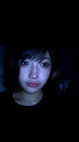 I cut my bangs!! Heh