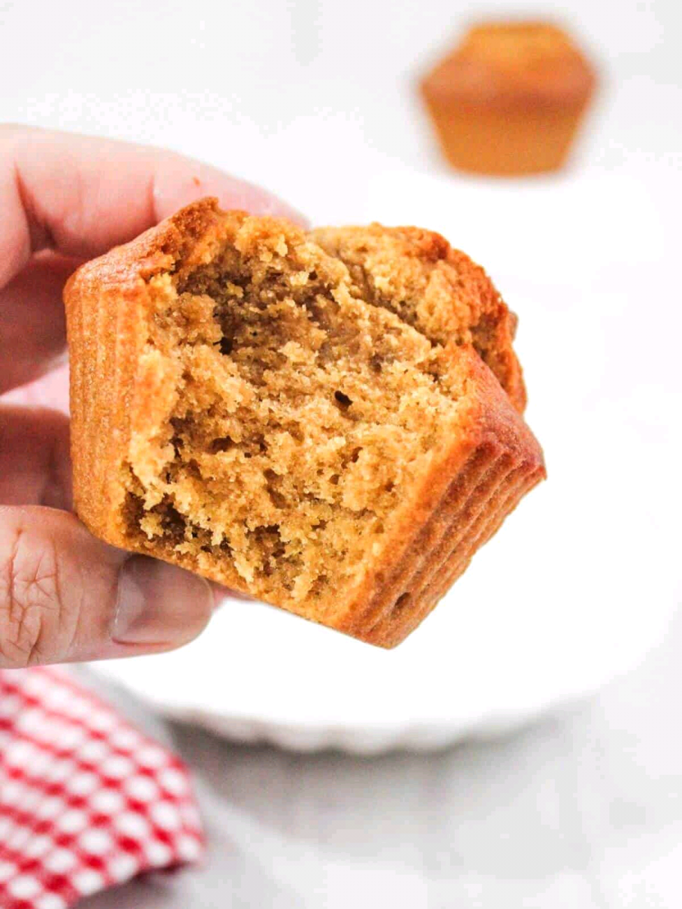 These Air Fryer Biscoff Cream Cheese Muffins are straight-up addictive. Like… how are they this good kind of addictive. 🤯 Super soft, airy, and swirled with spiced cookie butter magic that basically melt the second they hit your tongue. 😋 Plus, they're super quick to whip up. You can basically make a batch in minutes. 🙌 #biscofflover #creamcheesemuffin #AirFryerDesserts #muffinrecipe #homemademuffins #EasyMuffins #muffinlovers