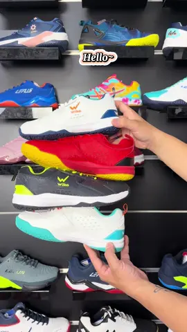 Giày Cầu Lông Bóng Chuyền Quốc Dân WIKA MARU - TẶNG Hộp & Tất tại Alo Sport - Giá về tay chưa tới 300 cành #alosportofficial #xuhuong #choipickleball #pickleball #giaychinhhang #giaythethao #giay #giaywika #wika #caulong #giaycaulong #giaybongchuyen #bongchuyen #giaypickleball #giaypickleballnam #giaypickleballnu 