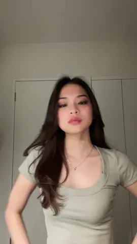 🤨