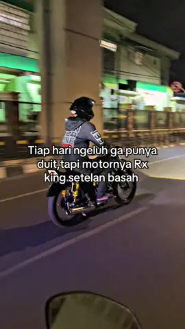 Siapa kah dia?#2takmaengalo #grt18 #rxking135cc #4u #fyp #rxkingstylebandung #rxkingnusantara #twostroke #rxkingpalembang