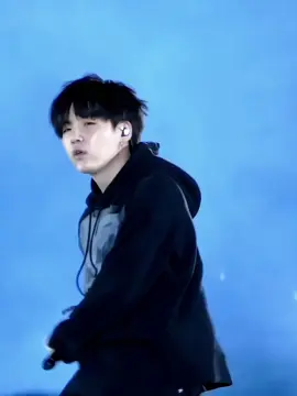 #suga #minyoongi #yoongi #suga  #bts_official_bighit #bts #btsarmy  #fire #focus #performance #dance 