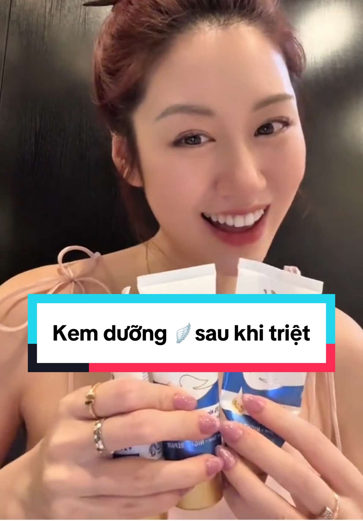 Review kem nek =)))) dùng bạn này xong thấy việc chăm sóc da nek nhẹ nhàng hơn hẳn xin được lan toả sự tự do tung cánh tới các đồng triệt nha #reviewlamdep #goclamdep #LearnOnTikTok #reviewlannach #trietlong 