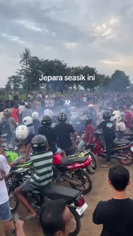 adate minggu sore  . #jepara#sirkuitrakashimajepara #fyp #jepara24jam 