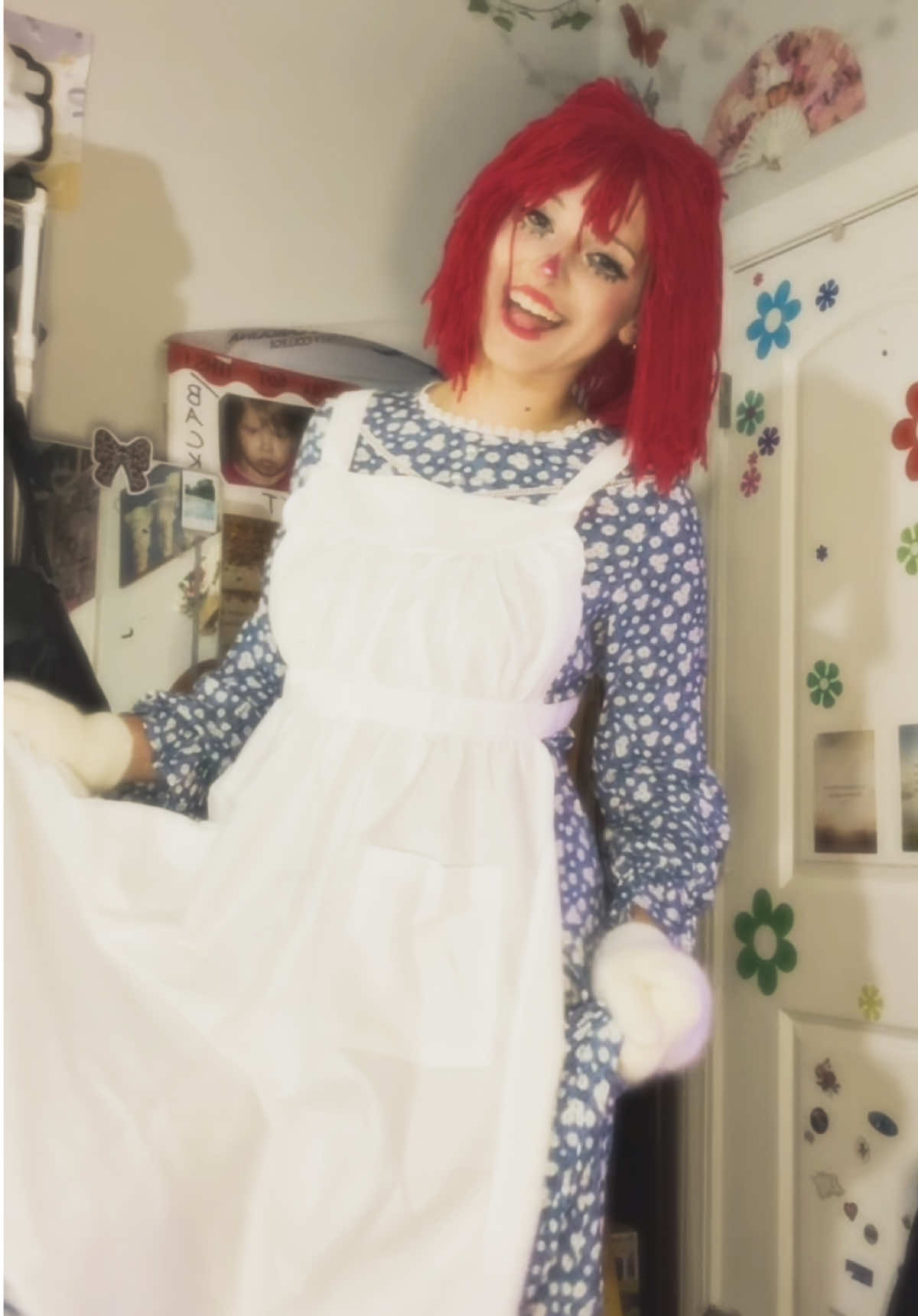 I LOVE THE WAY SHE MOVES IN THIS SONG - - - #fyp #cosplay #raggedyannandandyamusicaladventure #raggedyannandandy ##raggedyann #ragedyanncosplay #tatcha #cosplayer #aesthetic #raggedyandy #vintage