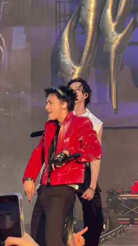 Hyunjin’s really feeling itttt 🔥- Domino @Stray Kids #dominATE #straykids #skz #stay #fyp #kpop #kpopfyp #straykidsedit #skzedit #kpopedit #hyunjin #felix #bangchan #leeknow #changbin #jeongin #seungmin #han #jisung #lovestay #youmakestraykidsstay #in #kpopfyp #straykidsworlddomination #viral #foryou #toronto #canada #straykidstoronto #rogers #rogersstadium #kpop #staycanada #dominatetourstraykids #dominate_canada #dominate_toronto #jyp #jypapi #jypentertainment 