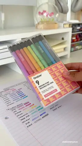 these pastels pens are so pretty 🌝🫶🏻  #pens #stationery #swatching #grabie #grabiepens 