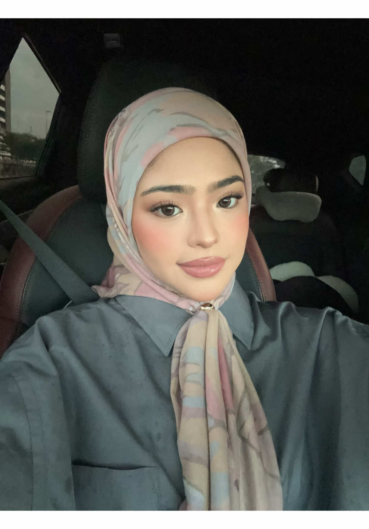 sumpah this's my favorite primer 😭