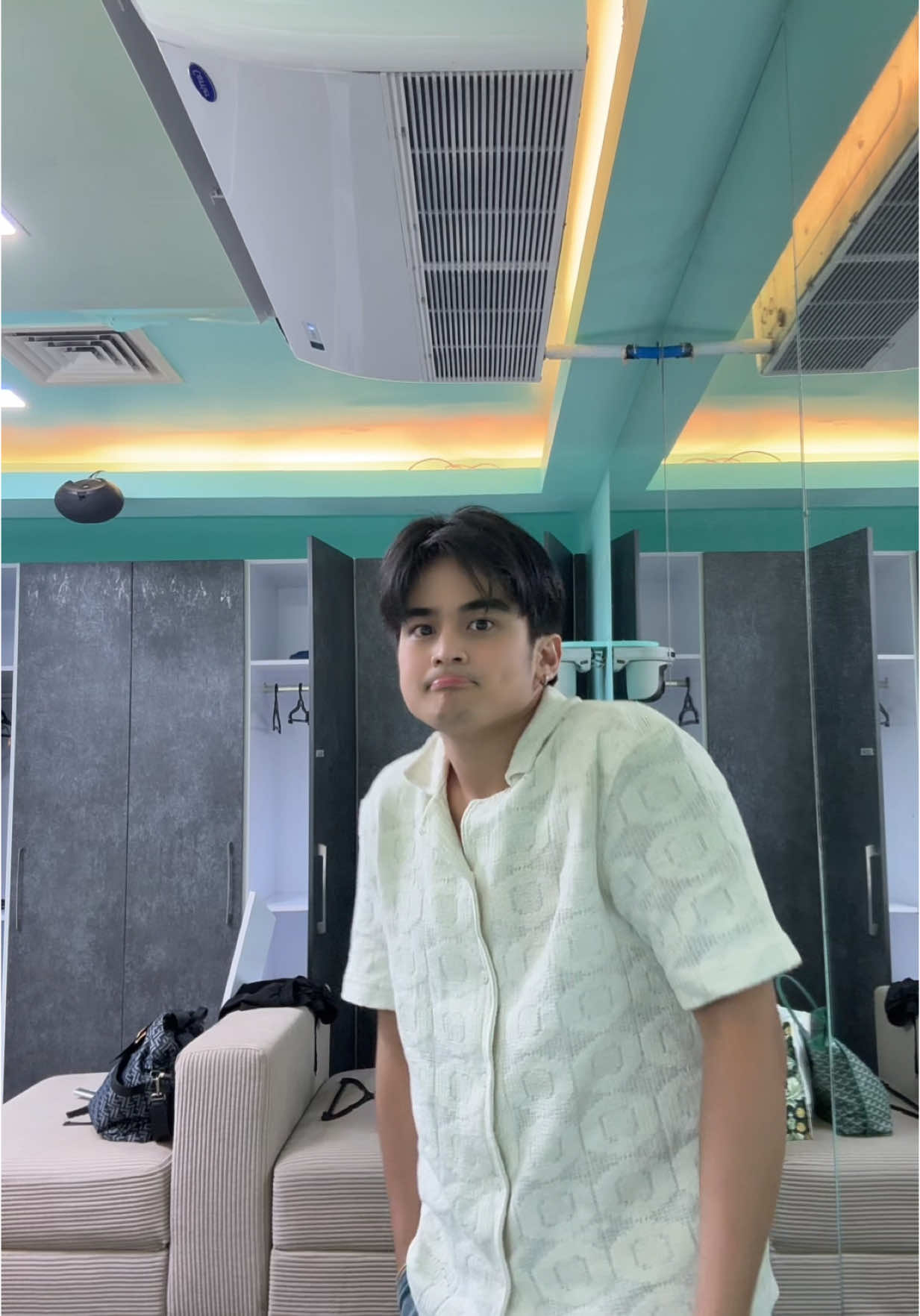 🤷‍♂️ @biancadeveraa 