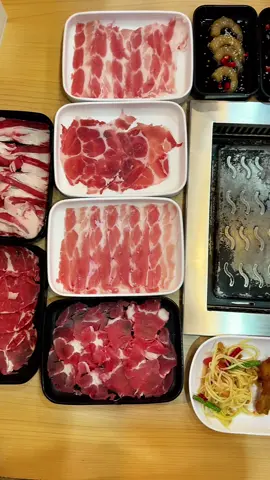 ในเมื่อวันนี้ไม่มีลูกค้าก็กินเองซะเลย #jackhotpot #บุฟเฟ่ต์คลอง4 