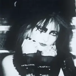 #moodboard #goth #siouxsiesioux 