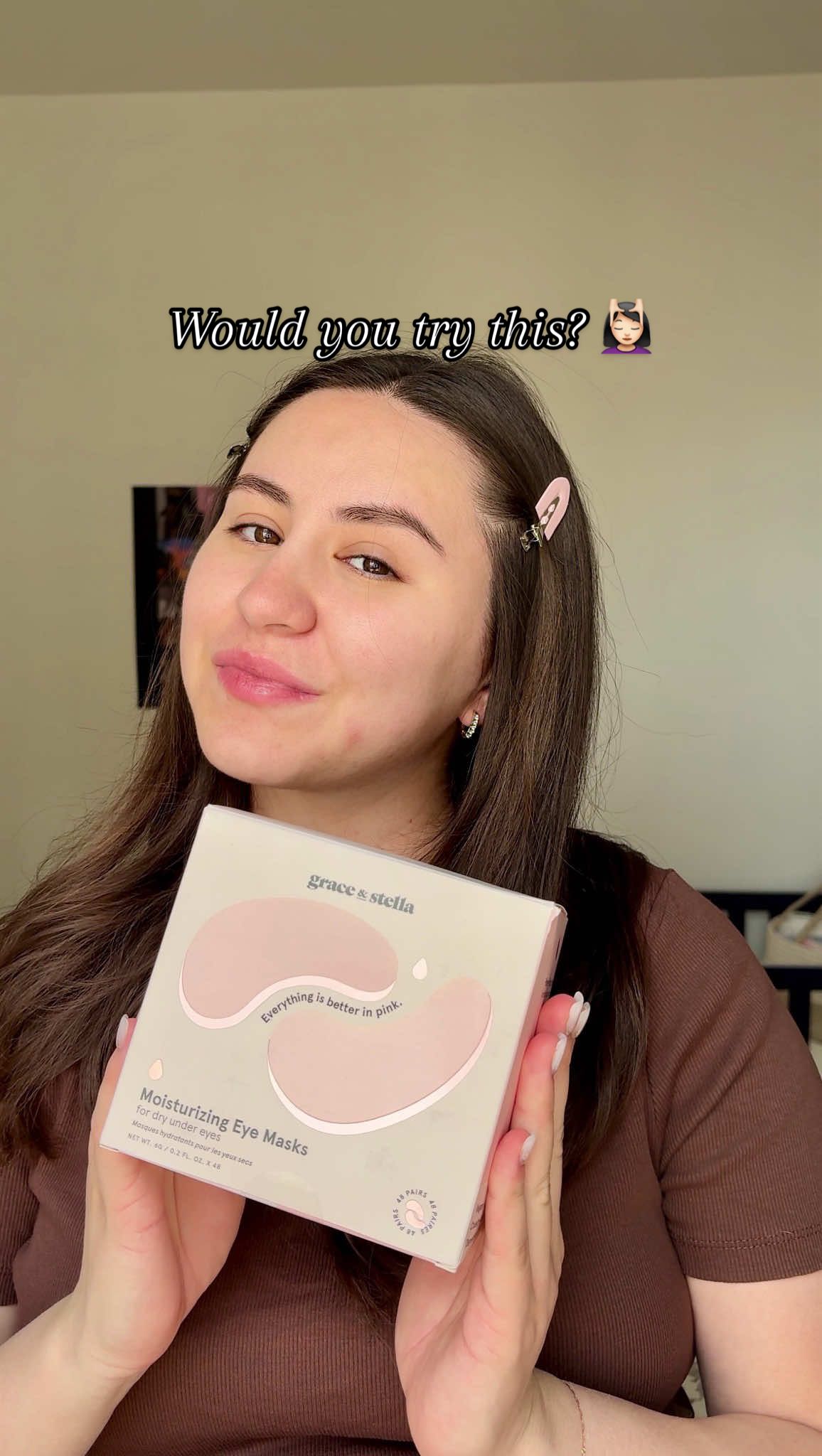 How to use my favourite under-eye patches 💛 @grace & stella UK eye masks are perfect for tired mornings — hydrating, de-puffing and so easy to apply ✨ #graceandstella #eyepatches #undereyecare #skincarehowto #tirednomore #hydratedskin #skincaretips #selfcareroutine #morningroutine #beautyhack #tiktokskincare #fyp 