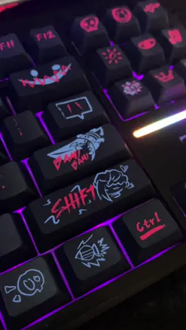 So many people like jinx, it is really amazing😀😀#keycaps #keycap #DIY #mechanicalkeyboard #asmr #fyp #rgb #jinx #leagueoflegends #arcane 