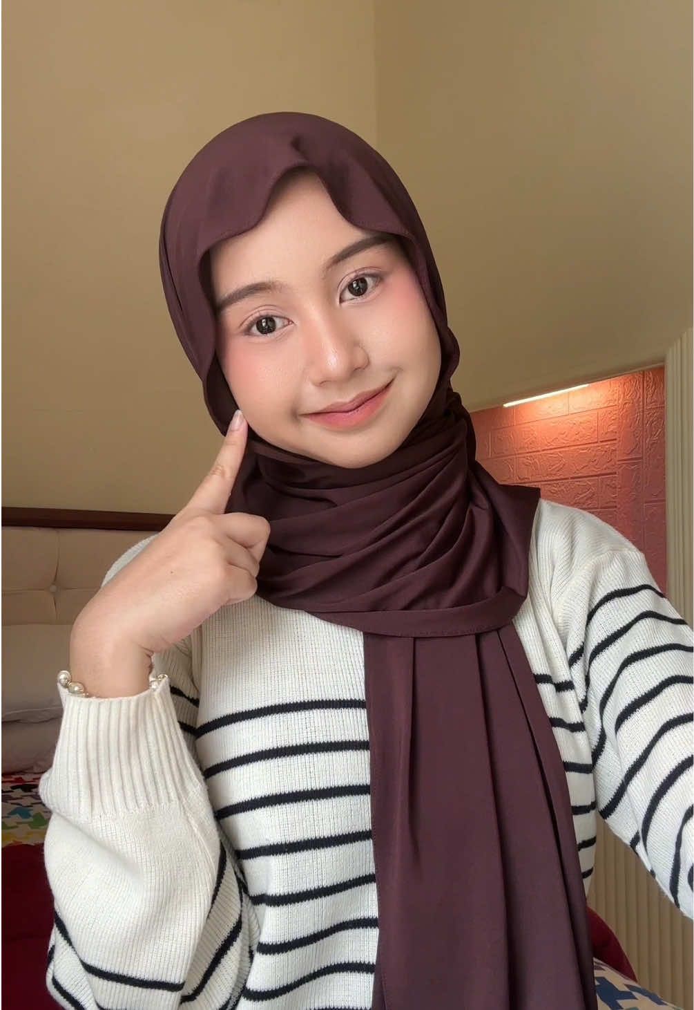 tutorial pashmina kaos jersey nih, tutorial pashmina jersey mleyot buat muka bulet  #pashmina #pashminasilk #pashminakaos #tutorialhijab #tutorialpashmina #tutorialpashminasilk #tutorialpashminakaos #ootdhijab #hijabstyle #hijabtutorial #pashminajersey