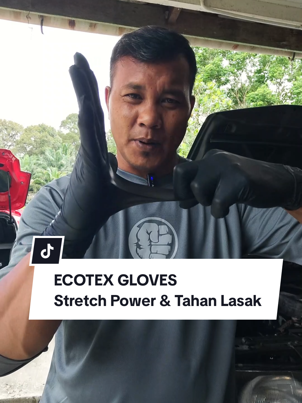 Glove murah tapi cepat koyak? Kalau kerja tangan kasar macam pomen, buat kerja yang lasak atau kotor jangan main beli je 😅 Nitrile Gloves Brand Ecotex ni lembut, stretch power & tahan lasak! Aku dah test sendiri ngam kalau untuk kerja yang lasak. #pomen #barangwajibada #barangviraltiktok #gloves  #bangjontiktok #tiktokshopmy #nitrilegloves  #bengkelmotor 